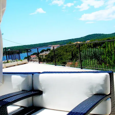 Daire Julia Milna (Brac)